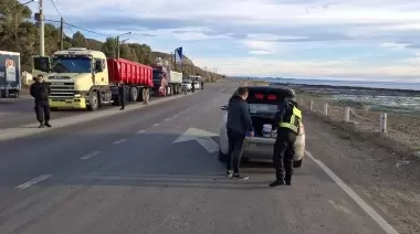 Búsqueda de Loan Peña: Operativo cerrojo en colaboración con la Policía Federal Argentina
