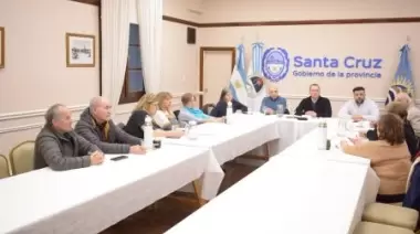 Centros de Jubilados fueron recibidos por el Gobierno de Santa Cruz