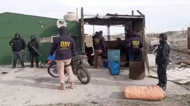 En un allanamiento incautan motos y elementos robados