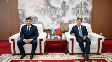 El gobernador Claudio Vidal en China: Gestión de inversiones para fortalecer el desarrollo energético de Santa Cruz