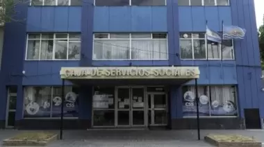 Leonardo Aybar: “La ley de genéricos beneficia al paciente y al sistema de salud”