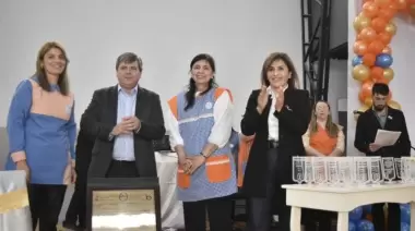 Piedra Buena: El vicegobernador Leguizamón participó del acto 50° aniversario del Jardín de Infantes N°5
