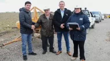 Se firmó convenio para avanzar en la red de gas del Barrio Aeroclub de Río Gallegos