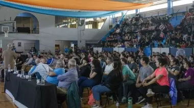 Más de 500 inscriptos participan del 2° Congreso de Educación Física y Deporte