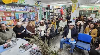 Biblioteca El Mirador promociona sus espacios de lectura