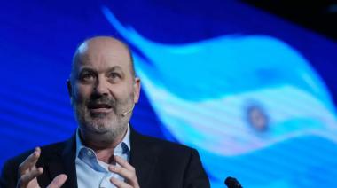 Sturzenegger y la terapia de shock: El ambicioso plan de desregulación económica en Argentina según Financial Times