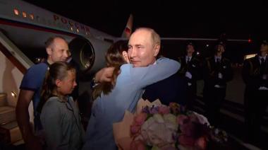 Putin condecora en secreto a espías canjeados: el caso de Anna y Artiom Dulceva