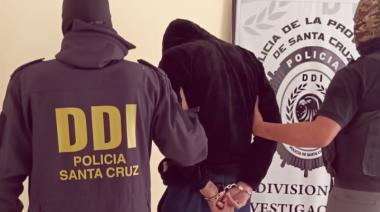 Operativo policial en Caleta Olivia: detienen a un hombre por robo a mano armada