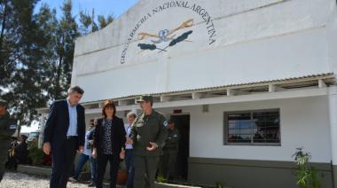 Gendarmes protestan por bajos sueldos y el gobierno responde con promesas vacías