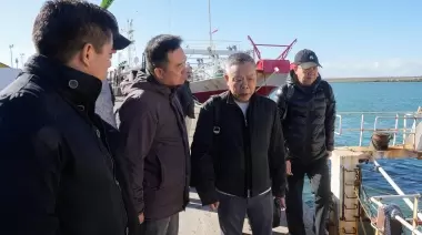 Vidal recibió a empresarios chinos para impulsar inversiones en pesca e industria manufacturera