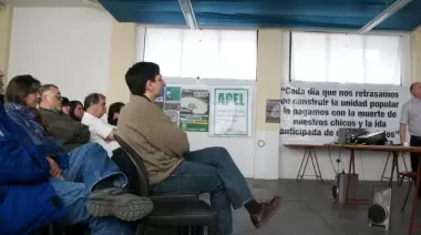 Denuncia contra el intendente Pablo Grasso por cobros indebidos: José Luis Janezak acompaña a vecinos de Río Gallegos