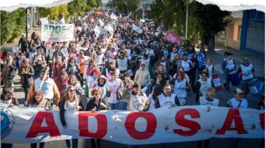 ADOSAC anuncia paro de 96 horas y rechaza la “Ley de promoción educativa”