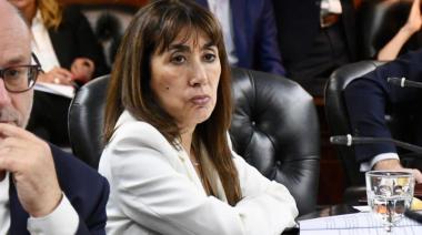Mientras reprimían en el Congreso, Roxana Reyes celebró el freno al juicio político contra Milei