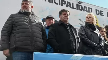 Rio Gallegos conmemoró el 43° aniversario de la Guerra de Malvinas con desfile cívico-militar