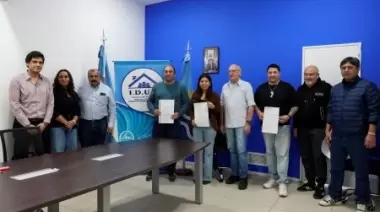Escuela Preuniversitaria de Las Heras: se firmó la adjudicación de la obra
