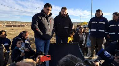 Más de 2000 familias ya tienen agua potable en el barrio Hípico tras 10 años de espera