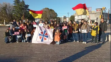 Alumnos del Colegio San José Obrero impulsan la Colecta Anual de Cáritas en Caleta Olivia