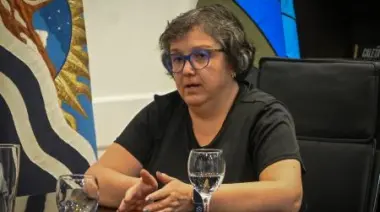 Santa Cruz intensifica vacunación escolar para prevenir brotes virales