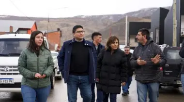 El gobernador Claudio Vidal visitó El Chaltén y priorizó la educación tras más de una década