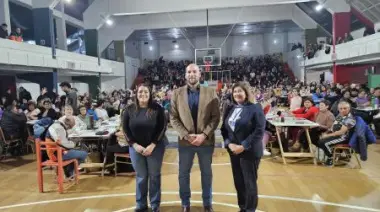 Fiesta y premios en Puerto Santa Cruz: Más de 2680 personas celebraron el 42° aniversario del Telebingo de Lotería de Santa Cruz