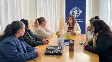 Relevamiento en hospitales de Santa Cruz: infraestructura, personal y planificación