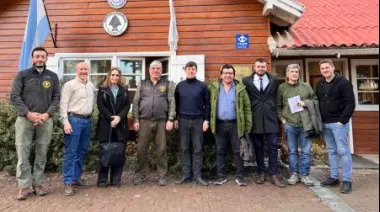 Ministra Ricci lidera acuerdos con Parques Nacionales para optimizar la gestión en Los Glaciares