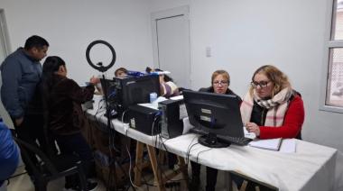 Caleta Olivia refuerza la inclusión con trámites migratorios cerca de casa