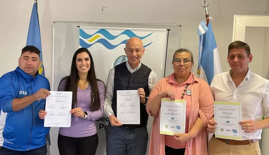 El Municipio firmó un convenio para brindar una capacitación única en la Patagonia para mujeres y diversidades