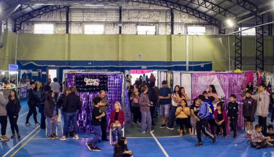 Masiva concurrencia de público a la Expo Primavera de Cañadón Seco