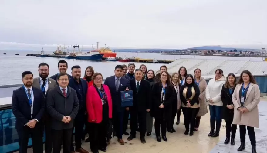 Vidal trabaja por estrechar lazos con Chile para impulsar el desarrollo de la Patagonia