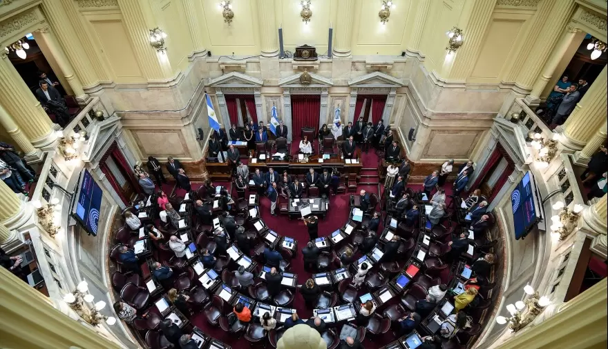 Senado convoca a sesión especial para tratar Ley de Bases y paquete fiscal