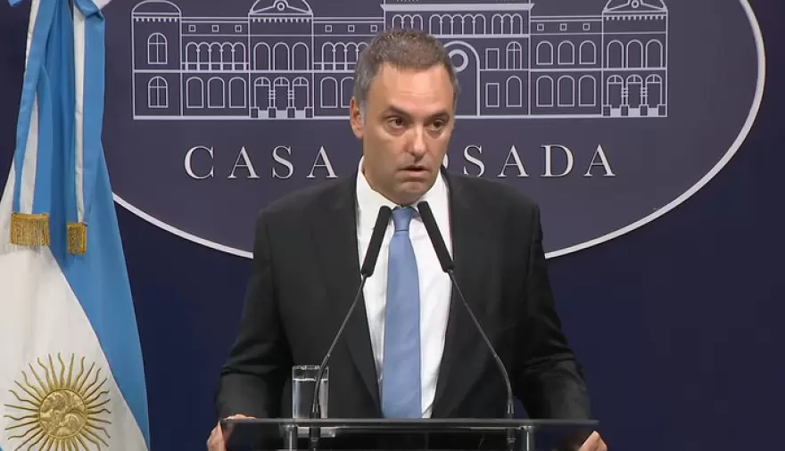 El Gobierno argentino ordena la desclasificación de archivos sobre la dictadura y reabre la polémica sobre la memoria histórica