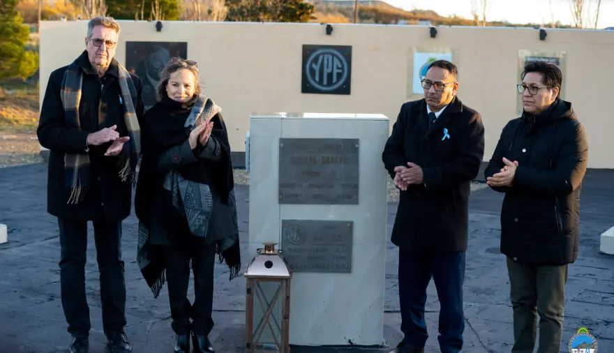 81º aniversario de Cañadón Seco: Ante la salida de YPF, el pueblo se esperanza en la recuperación del esplendor petrolero