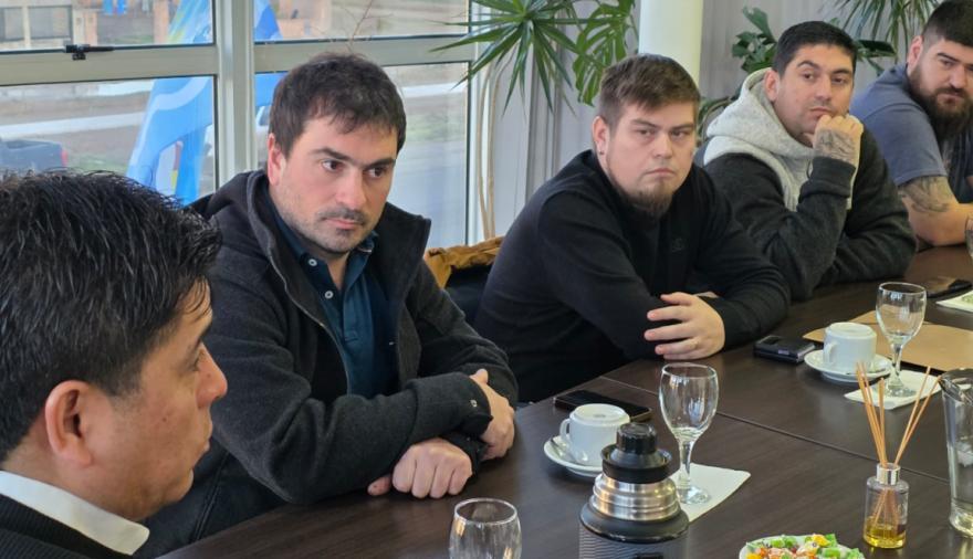 Puerto Deseado logra habilitación para descarga de pescado fresco