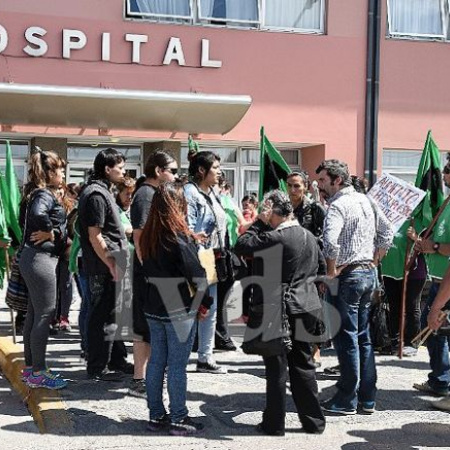 ATE Caleta Olivia protesta por bajos salarios