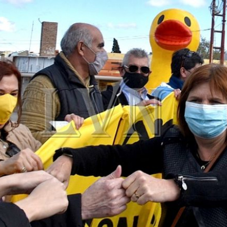 Patricia Bullrich estuvo en Caleta Olivia y pidió a los santacruceños que tengan libertad