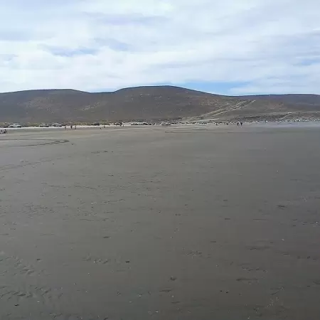 Urgente: Dos adolescentes casi se ahogan en Playa Alsina, una está en grave estado