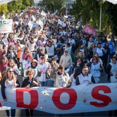 ADOSAC anuncia paro de 96 horas y rechaza la “Ley de promoción educativa”