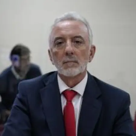 Juez Bailaque renuncia tras escándalo: imputado en causas graves