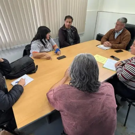 Simulacro de siniestro vial en Caleta Olivia por el Día del Paramédico: Concientización y trabajo en equipo