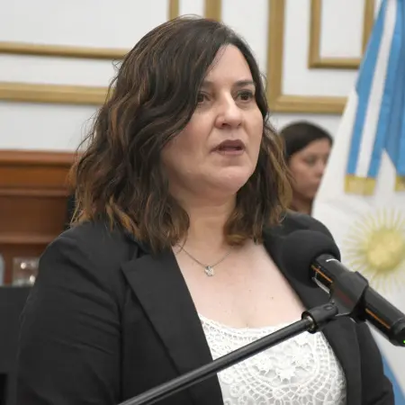 Santa Cruz tiene nueva ministra de Salud: quién es Lorena Ross y qué desafíos la esperan