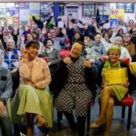 Una bolsa de agua caliente y una sala llena de resistencia: el teatro que interpela desde Caleta Olivia