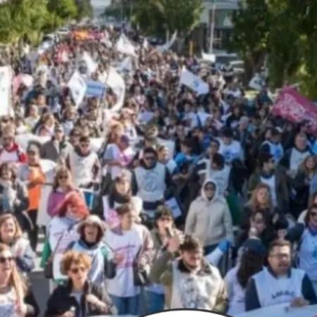 Docentes de Santa Cruz anuncian paro por 48 horas: reclaman aumento salarial y acusan al Gobierno de incumplir acuerdos